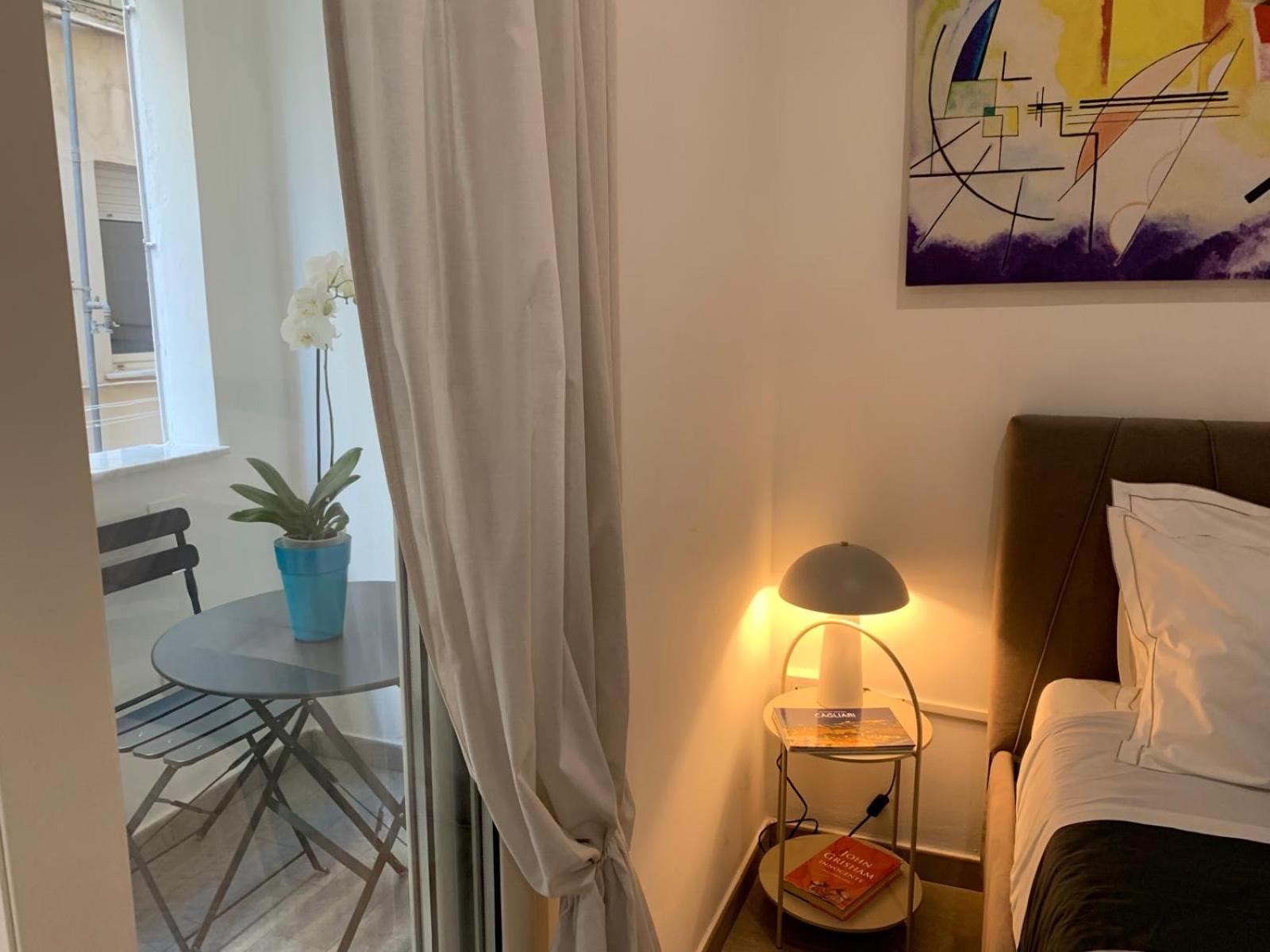 Suitesgaribaldi Cagliari Extérieur photo