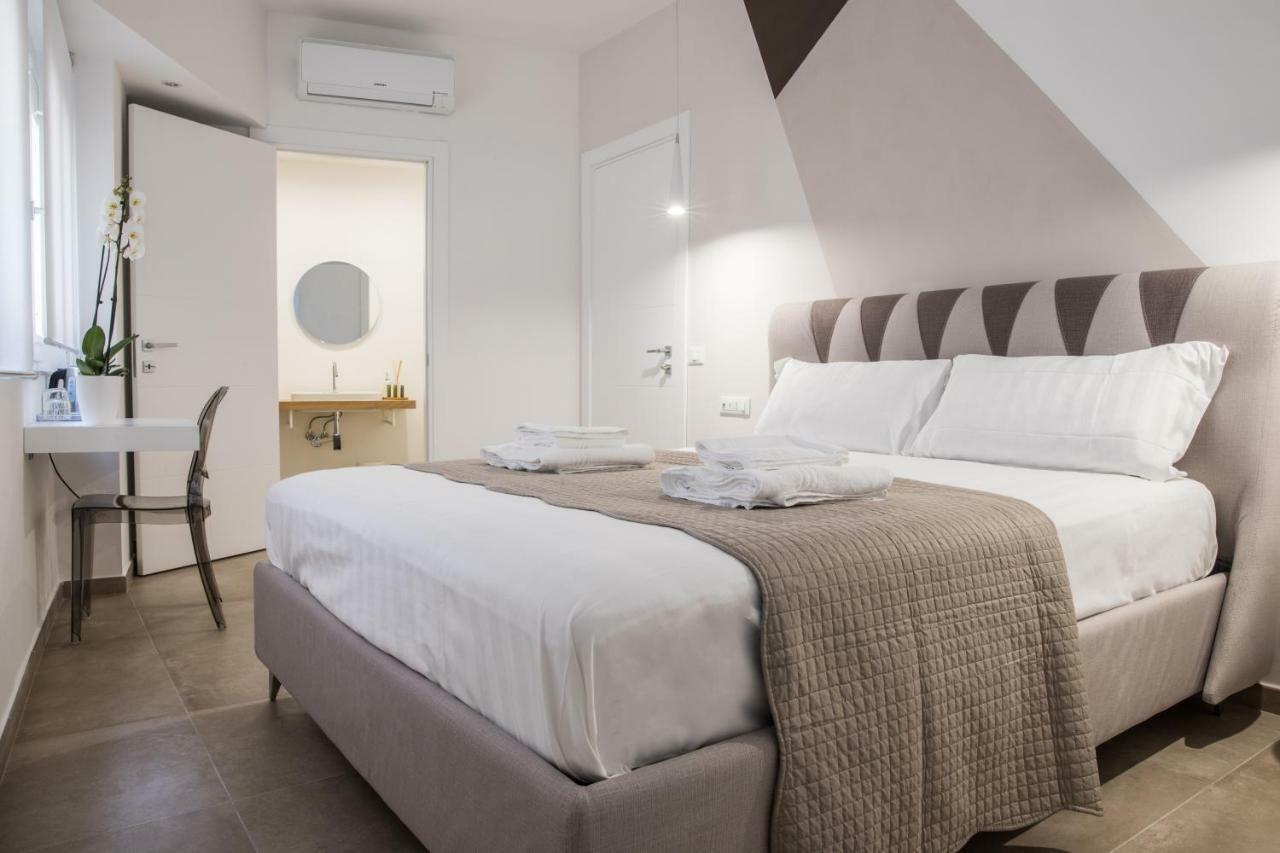 Suitesgaribaldi Cagliari Extérieur photo